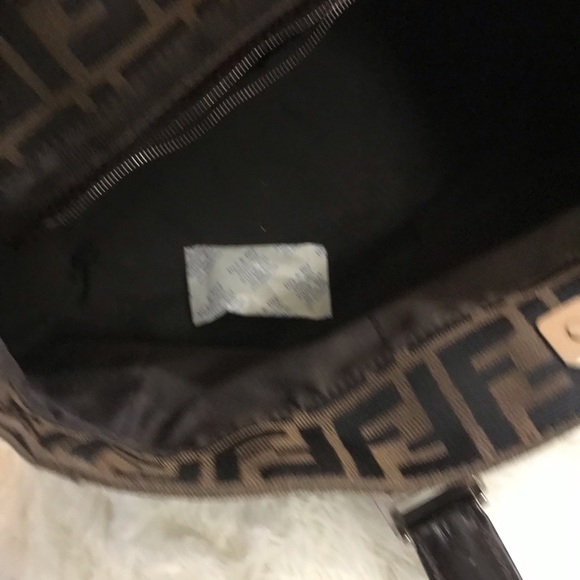 Authentic Vintage Fendi Zucca bag - Picture 14 of 15